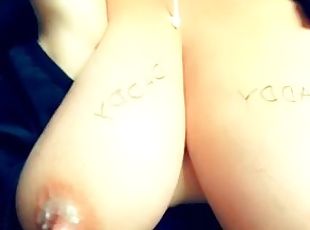 Isot tissit, Isä, Valtava, Masturbaatio, Nännit, Orgasmi, Ruikkiminen, Amatööri, Milf, Pov