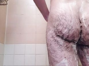 Mandi, Berambut, Besar (Huge), Mastubasi, Cumshot (keluarnya sperma), Penis besar, Remaja, Homo, Handjob (seks dengan tangan wanita pada penis laki-laki, Mandi (Shower)