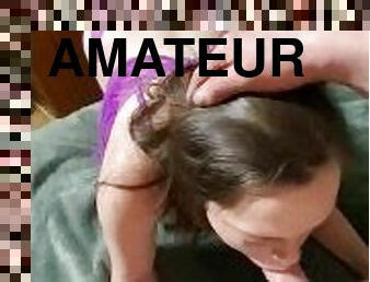 amatir, blowjob-seks-dengan-mengisap-penis, penis-besar, deepthroat-penis-masuk-ke-tenggorokan, cantik, cantik-pretty, bokong, fetish-benda-yang-dapat-meningkatkan-gairah-sex, putih