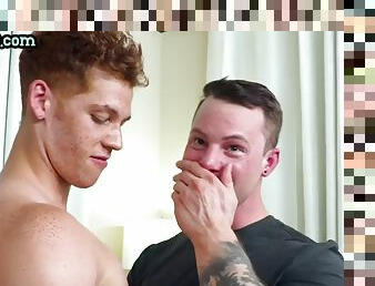 Debut stud bareback fucked and creampied by tattooed boyfriend