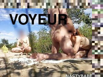 en-plein-air, public, femme, amateur, fellation, cam, plage, voyeur, trio, exhibitionniste