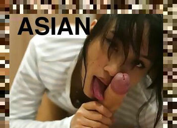 Asian amateur deepthroat