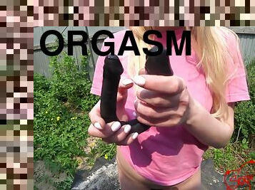 Pretty Woman Fucks Herself In 2 Holes At Once And Gets Multi-orgasm With A New Toy Soboyandsogirl