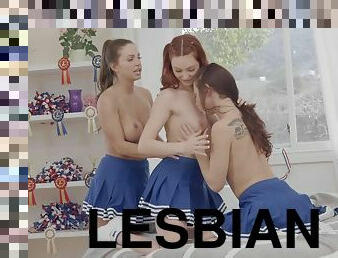 піхва-pussy, школярка, мила, лесбіянка-lesbian, секс-із-трьома-партнерами, руда, коледж, красуня