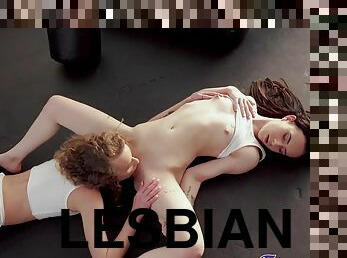 pillu-pussy, urheilu, lesbo-lesbian, eurooppalainen, blondi, euro, luonnollinen, lävistetty, paini, tsekki