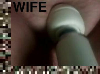 Wife orgasm to hitachi wand