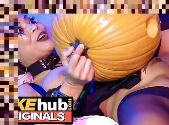 Fakehub Originals - Pumping the pumpkin before Halloween Thai girl leaves the party to fuck a teen