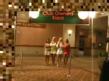 Maxi mounds kayla kleevage echo valley vegas strip