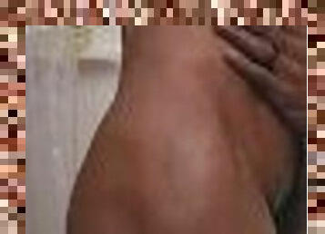 bañando, amateur, chorro-de-corrida, negra-ebony, polla-enorme, gangbang, negra, ducha, a-solas, musculada