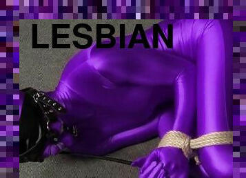 stocking, lesbian-lesbian, bdsm-seks-kasar-dan-agresif, fetish-benda-yang-dapat-meningkatkan-gairah-sex, bondage-seks-dengan-mengikat-tubuh, lekukan-vagina-tampak-dari-pakaian-ketatnya, dominasi-perempuan-dalam-sex, nilon