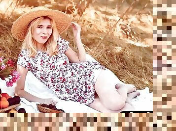 Amazing petite blonde teen Angel Sway enjoyed a picnic and posing outdoors