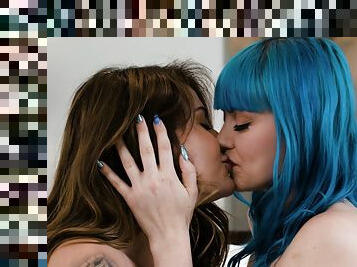 Adria Rae and Jewelz Blu fucking like theres no tomorrow