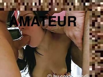 gros-nichons, amateur, ejaculation-sur-le-corps, énorme-bite, ados, fellation-profonde, gangbang, sexe-de-groupe, sur-le-visage, bukkake