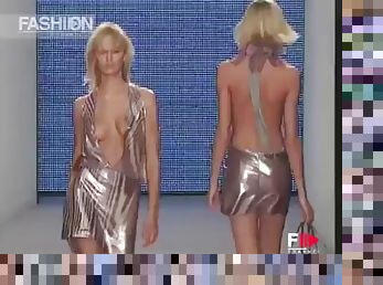 Topless Fashion Show-Nudes on the Catwalk-NSFW Fashion-Model oops