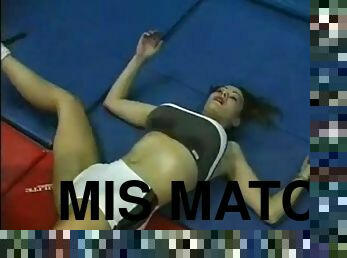 Mis match cat fight