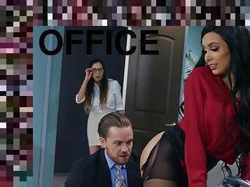 A hot office bitch gets anal fucked at work for her skimpy outfit.