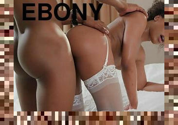 orgasmo, coño-pussy, babes, mamada, negra-ebony, polla-enorme, lesbiana, negra, con-los-dedos, lencería