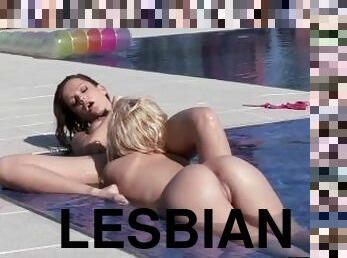 ציצי-גדול, שעירי, פטמות, כוס-pussy, לסבית-lesbian, אמא, לעשות-עם-האצבע, נשיקות, ברכה, יפה