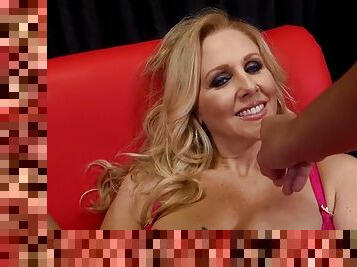 Mega Melons Mom! Hot Blonde Mature Julia Ann Face Fucked!