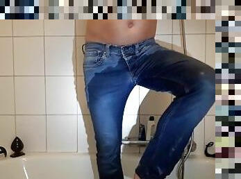 pissande, amatör, tonåring, fetisch, ensam, jeans, verklighet