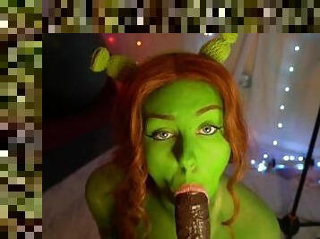 Shrek-Fiona Halloween Anime Convention Vlog