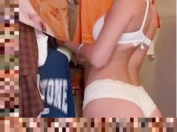 Hooters girl getting dressed - full vids on OF/ashleecat