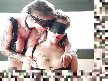 Hot Kinky, Gina Snake And Babes Hot In Glamour Babes Threesome Porn Video