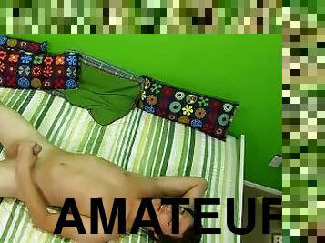 masturbare-masturbation, amatori, hardcore, gay, auditie-casting, masturbare, micuta, solo, interviu, baietel