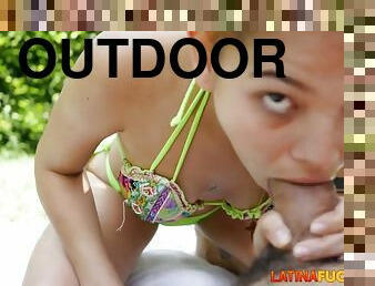 Paola Hispanic teen outdoor sex