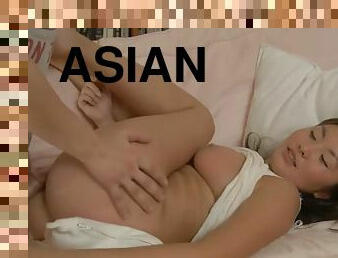 Asian cracker still loves to engage in the hottest pussy pounding