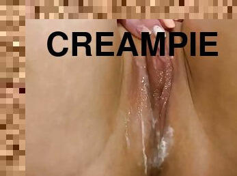 vagina-pussy, creampie-ejakulasi-di-dalam-vagina-atau-anus-dan-keluarnya-tetesan-sperma, ketat, mengagumkan, basah, berair