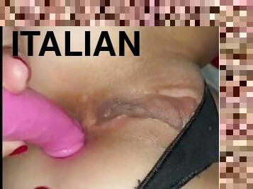 ANAL - La prima masturbazione anale con il dildo