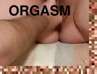 orgasmo, preñada, coño-pussy, squirting, babes, con-los-dedos, zorra-slut, traviesa, pequeñita, puta-whore