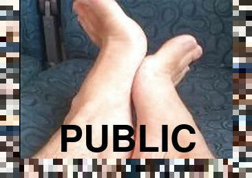 Risking getting busted showing my wrinkled soles on vline public train - Public feet - MANLYFOOT