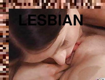 оргазм, піхва-pussy, лесбіянка-lesbian, божевільна, фінгеринг, з-пірсингом, брюнетка, татуювання, маленькі-цицьки