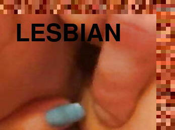 lesbian-lesbian, berambut-pirang, berambut-cokelat