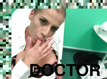 doktor, mame-koje-bih-jebao, uhođenje, pov, plavuše, podmuklo, fetiš, bolnica