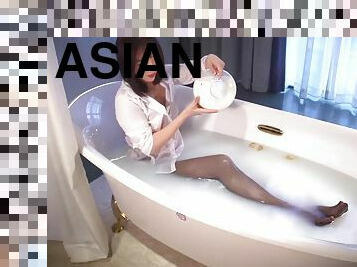 Sexy Asian Feet in Pantyhose Teasing in Bathtub
