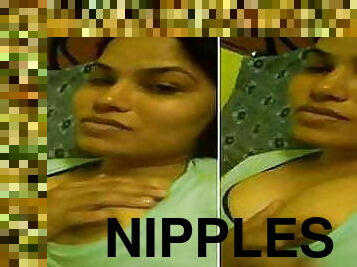 Today Exclusive- CUte Desi Girl Showing her B...