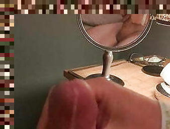 Wanking with cumshot - double mirror angle