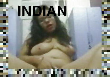 Horny Desi Indian Girl Showing Armpit &amp; Sniffing Panty