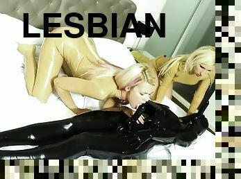 nyrkkinainti, orgasmi, lesbo-lesbian, teini, lelu, kolmisin, blondi, fetissi, lateksi