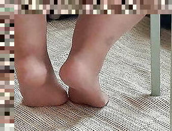 My pantyhose feet
