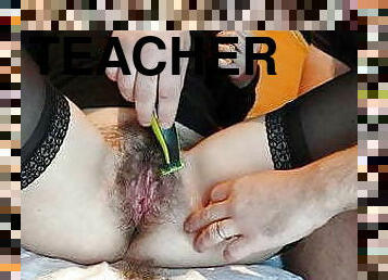 Shaving naughty teacher&#039;s pussy with intense fingering orgasm