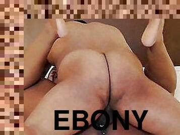Ebony BBW Squirting 