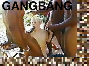 anal, blowjob-seks-dengan-mengisap-penis, antar-ras, jenis-pornografi-milf, gangbang-hubungan-seks-satu-orang-dengan-beberapa-lawan-jenis, sperma, berambut-pirang, biseksual