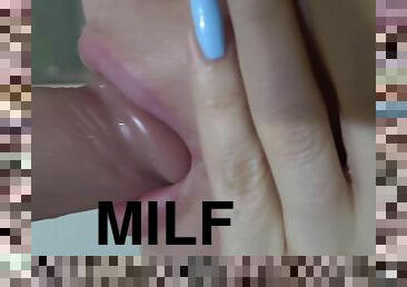 A Horny Milf Loves Suckimg And Sperm Eating