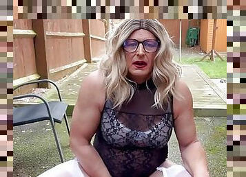 Amateur Crossdresser Kellycd2022 sexy milf pissing her panties and masturbating in stockings and heels outdoors public