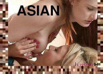 aasialainen, amatööri, lesbo-lesbian, teini, punapää, suuteleminen, blondi, tatuointi