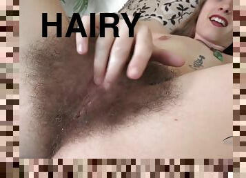 Pearl Sage In Kinky Teen Slut Shows Her Hairy Armpits